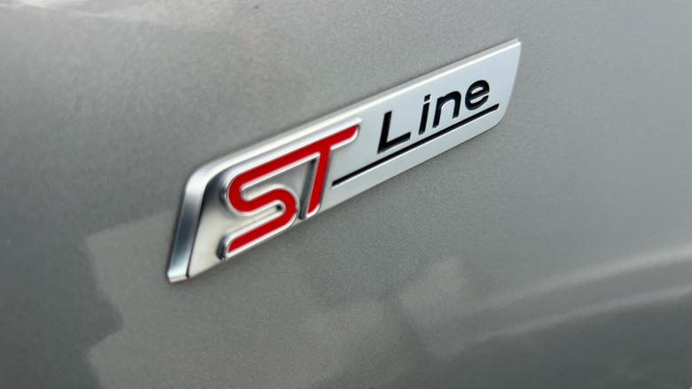 Ford Puma 1.0 EcoBoost Hybrid mHEV ST-Line 5dr Petrol Hatchback